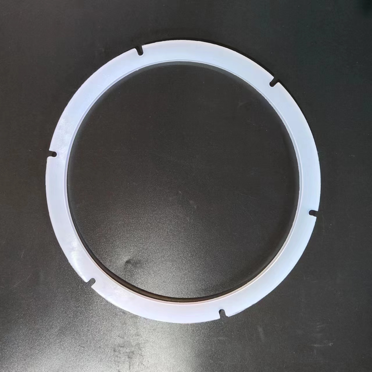 異形設備找不到合適密封圈？嶸牌非標定制硅膠密封圈，萬種規格，解決特殊尺寸難題